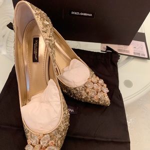 Beautiful Dolce and Gabbana gold sequin shoes